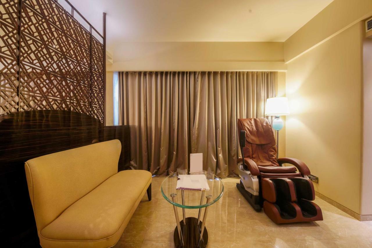 Sai Palace Grand, Malad Mumbai Exterior foto